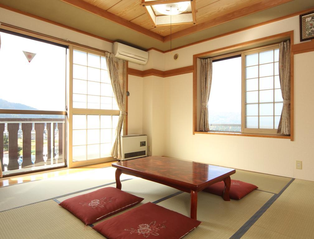 Villa Katashio Nozawaonsen Extérieur photo