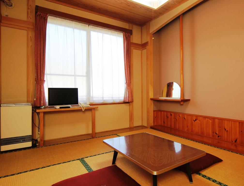 Villa Katashio Nozawaonsen Extérieur photo
