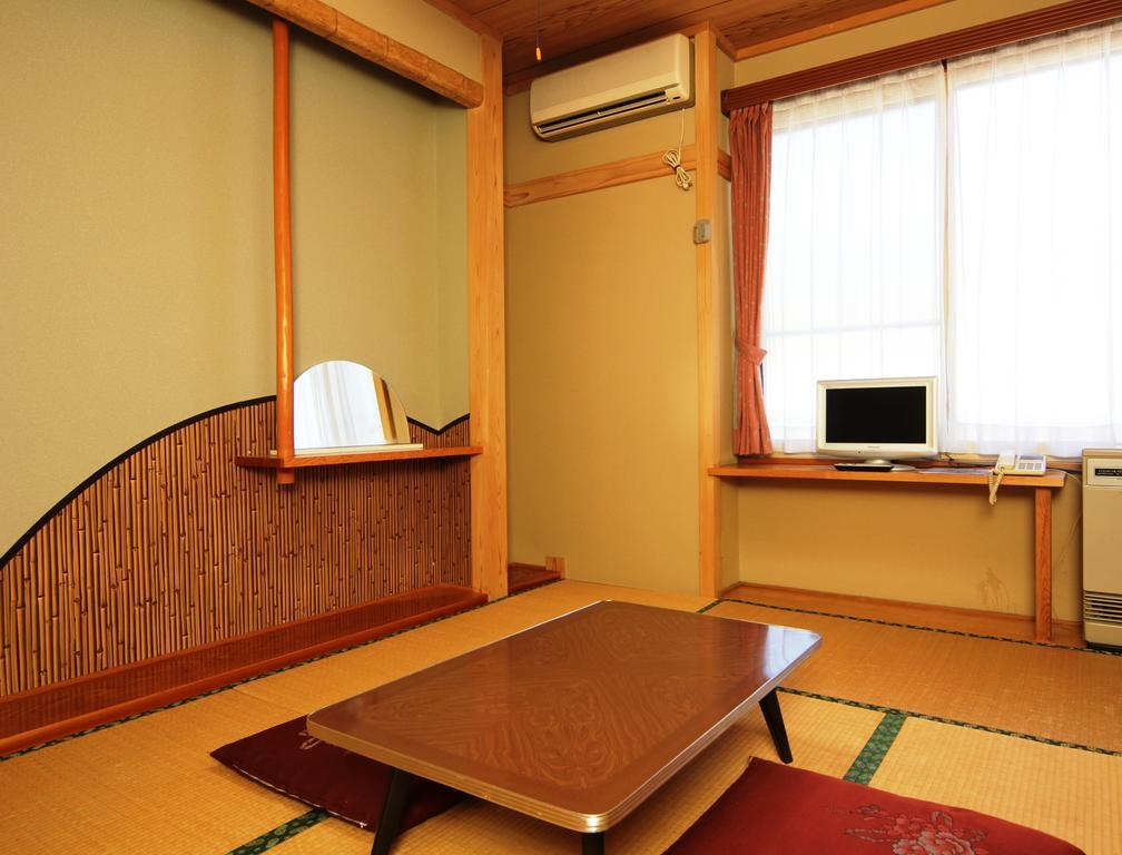 Villa Katashio Nozawaonsen Extérieur photo