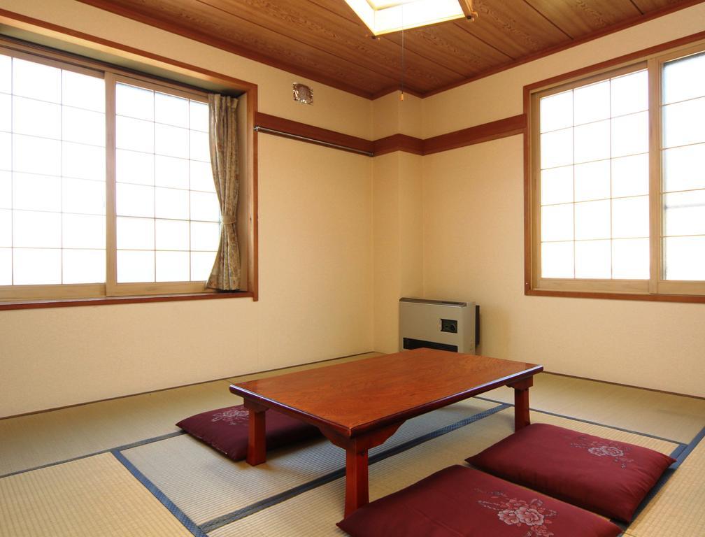 Villa Katashio Nozawaonsen Extérieur photo